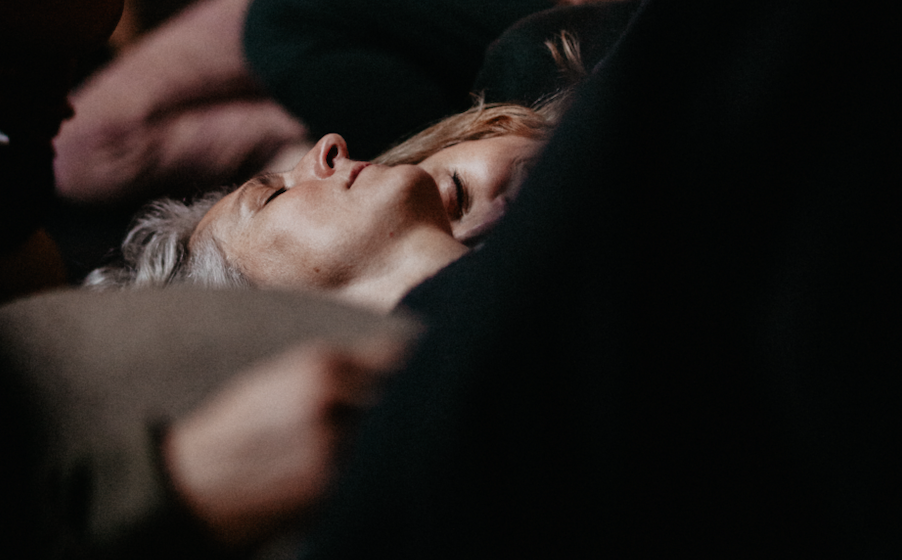 Rippling - Being held